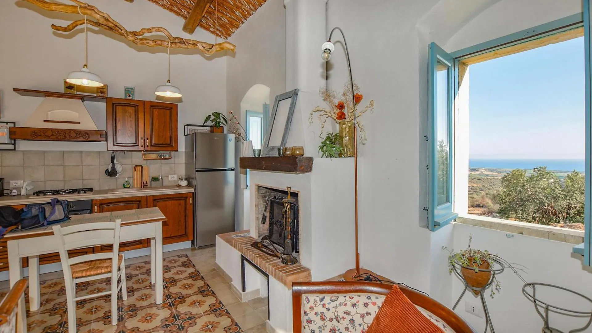 Beautiful Home In Ragusa With Kitchenette Holiday home