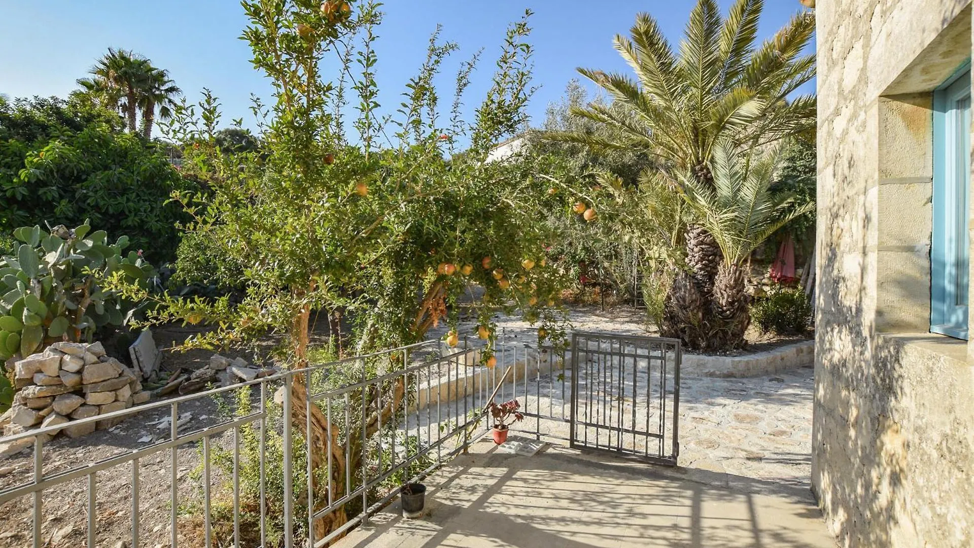 Holiday home Beautiful Home In Ragusa With Kitchenette